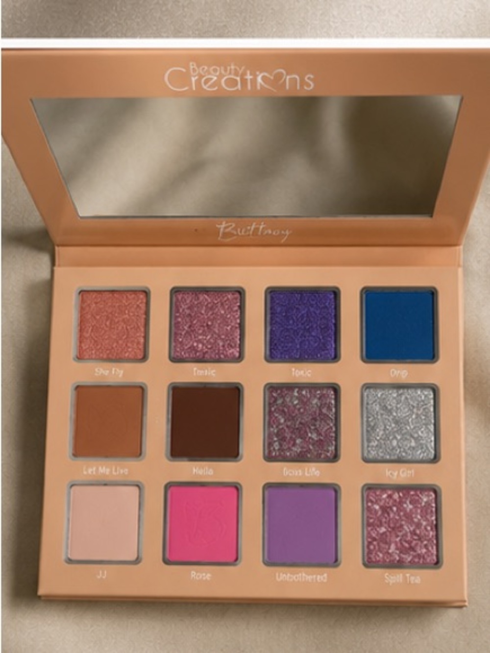 New Murillo Eyeshadow Palette – Neutral & Bold Shades
